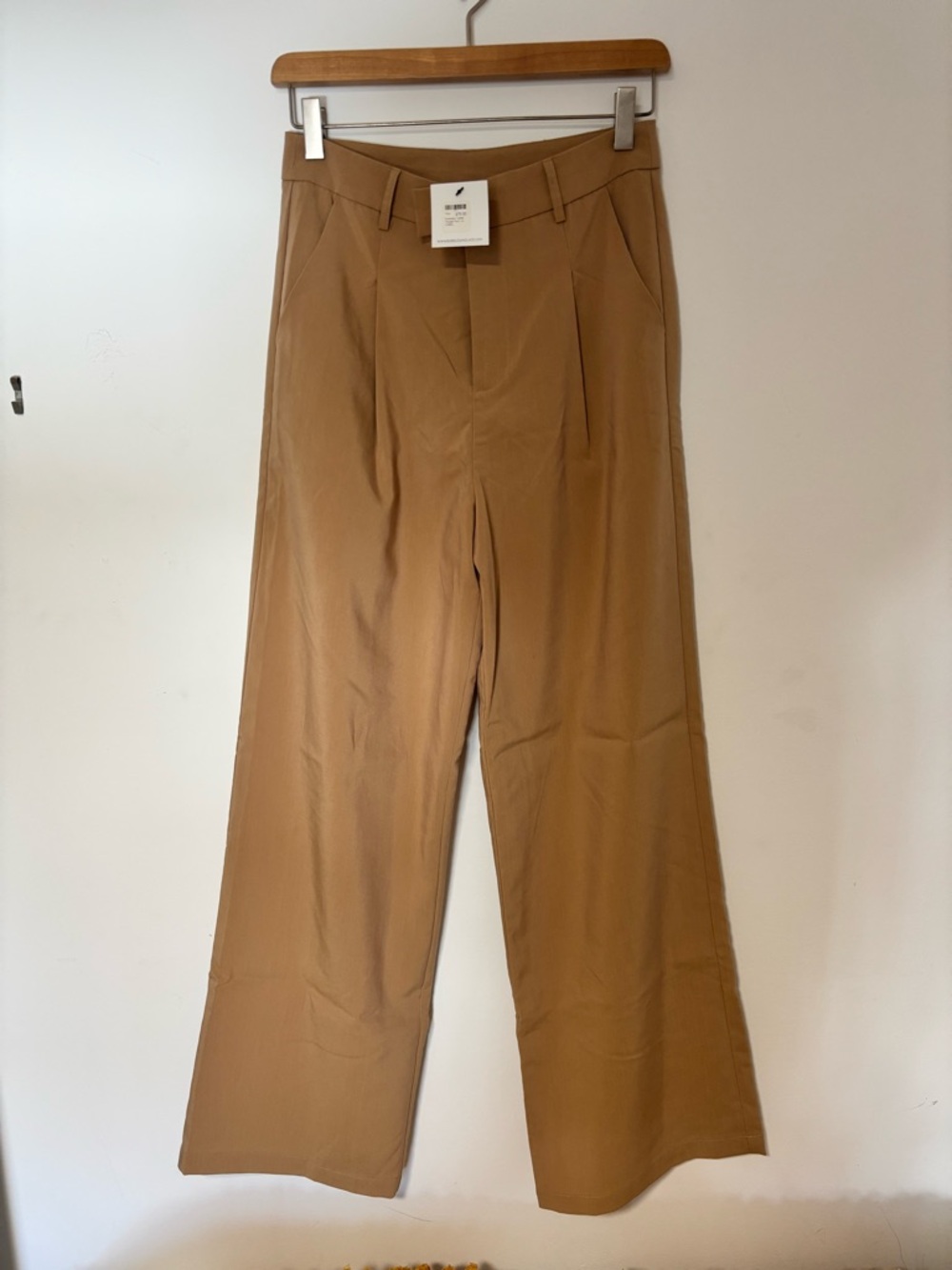 Woman’s Wide-Leg Dress Pants